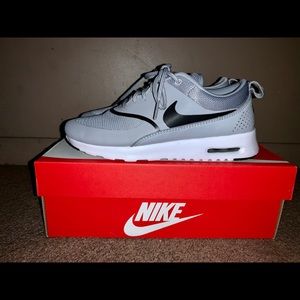 Women’s Nike Air Max Thea